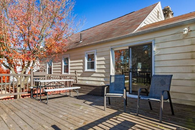 64 Maple Ln, Ontario, OH 44906