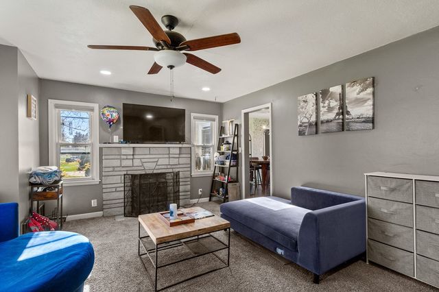 64 Maple Ln, Ontario, OH 44906