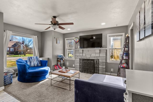 64 Maple Ln, Ontario, OH 44906