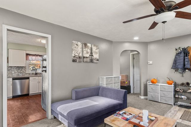 64 Maple Ln, Ontario, OH 44906