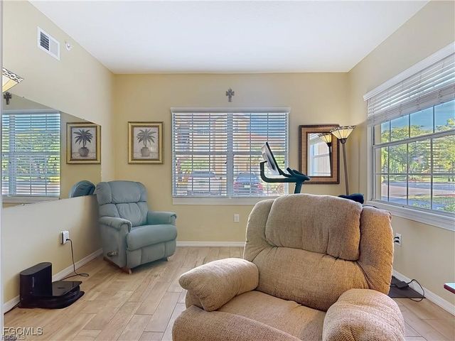 15630 Ocean Walk CIR 102, Fort Myers, FL 33908