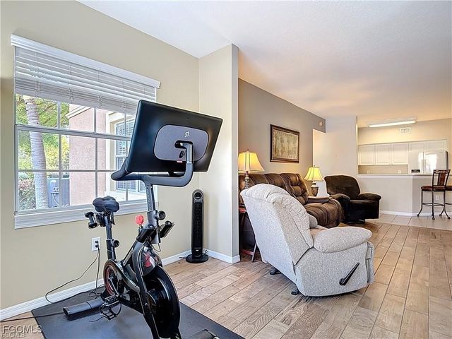 15630 Ocean Walk CIR 102, Fort Myers, FL 33908