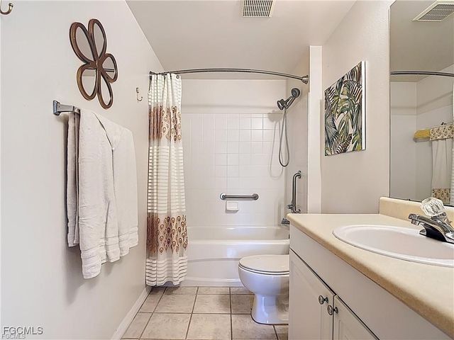 15630 Ocean Walk CIR 102, Fort Myers, FL 33908