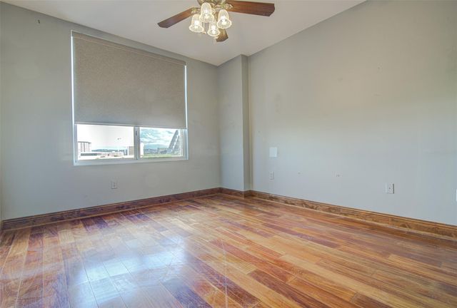 54 Rainey ST 706, Austin, TX 78701