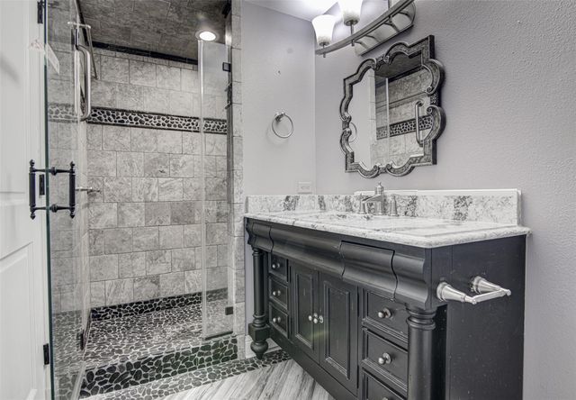 54 Rainey ST 706, Austin, TX 78701