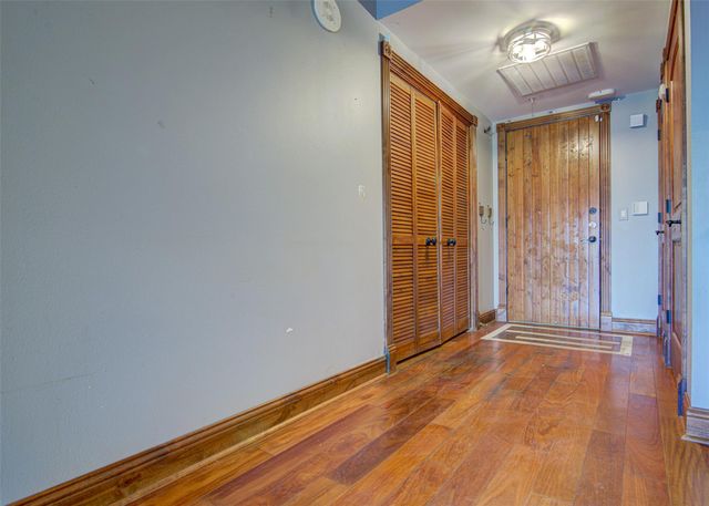 54 Rainey ST 706, Austin, TX 78701