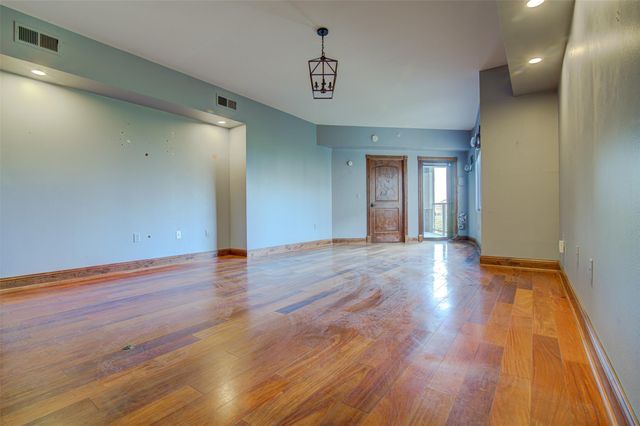 54 Rainey ST 706, Austin, TX 78701
