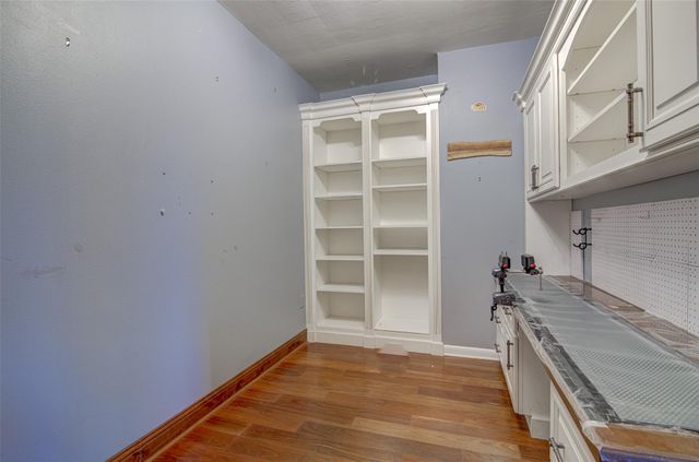 54 Rainey ST 706, Austin, TX 78701