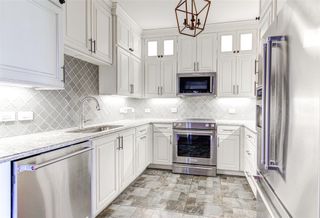 54 Rainey ST 706, Austin, TX 78701