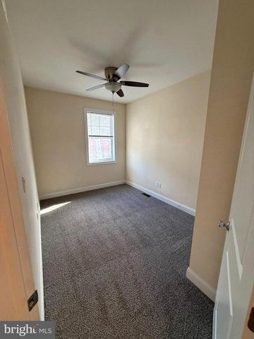 4700 SMICK ST, Philadelphia, PA 19127