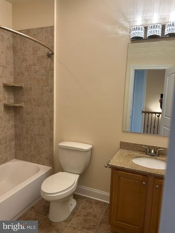 4700 SMICK ST, Philadelphia, PA 19127