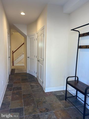 4700 SMICK ST, Philadelphia, PA 19127