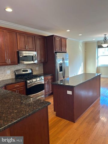4700 SMICK ST, Philadelphia, PA 19127