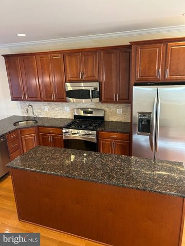 4700 SMICK ST, Philadelphia, PA 19127