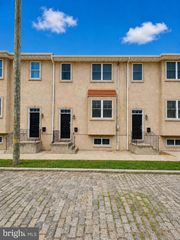 4700 SMICK ST, Philadelphia, PA 19127