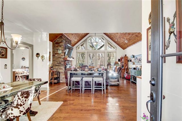 2406 Winterview Ridge, Gainesville, GA 30506