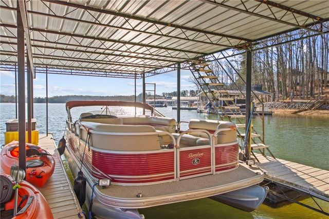 2406 Winterview Ridge, Gainesville, GA 30506