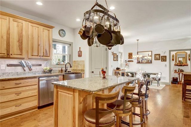 2406 Winterview Ridge, Gainesville, GA 30506