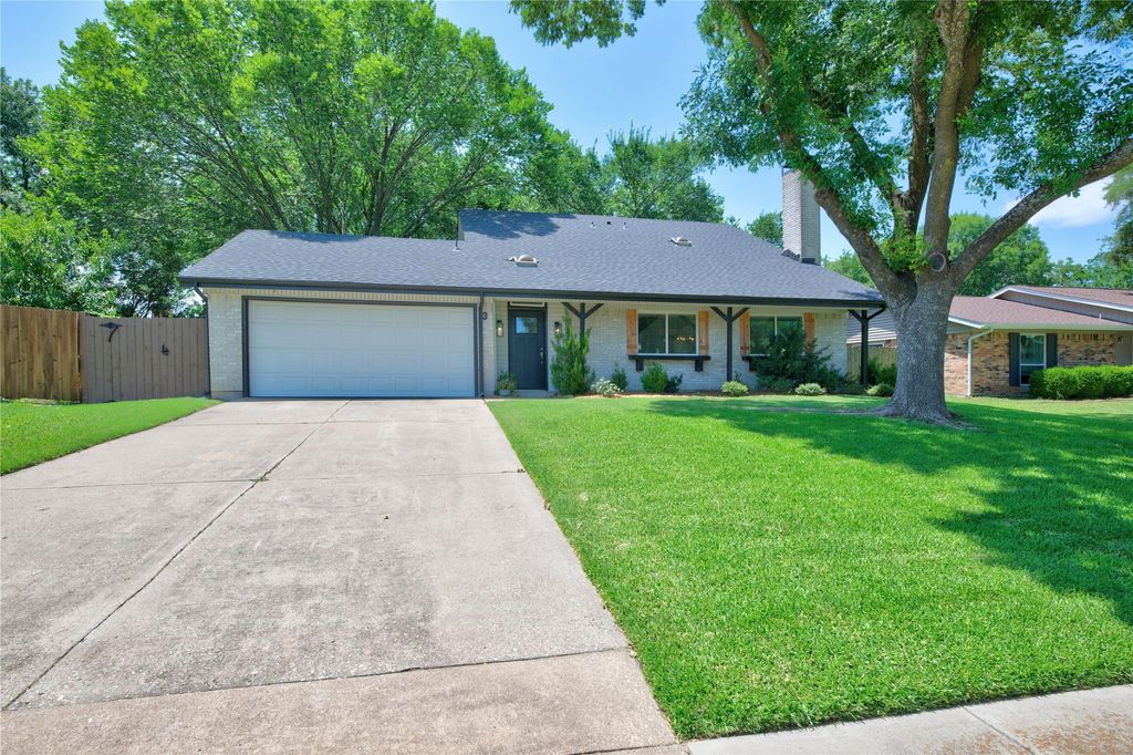 3 Merrie Circle, Richardson, TX 75081