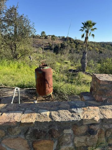 30421 Castle Crest 40, Valley Center, CA 92082