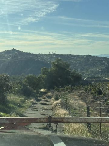 30421 Castle Crest 40, Valley Center, CA 92082