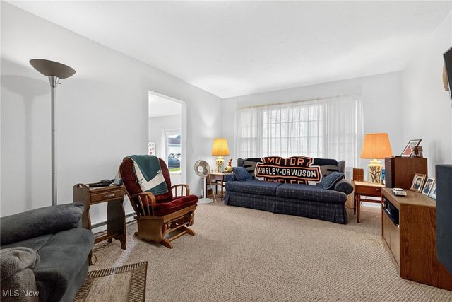 13149 Gar Highway, Chardon, OH 44024