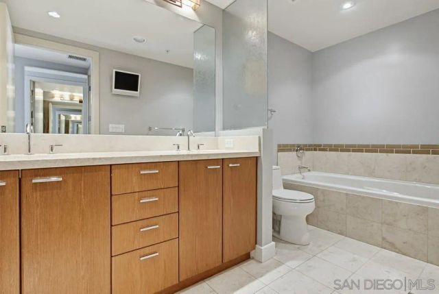 1199 Pacific Hwy 405, San Diego, CA 92101