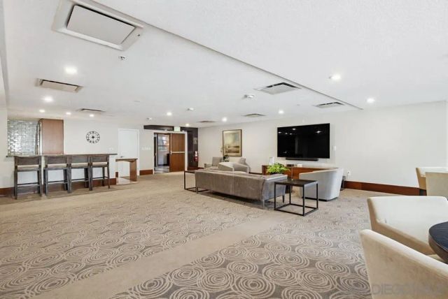 1199 Pacific Hwy 405, San Diego, CA 92101