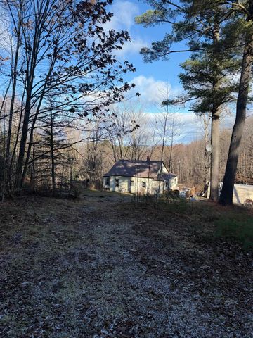 17 Pappas Road, Claremont, NH 03743