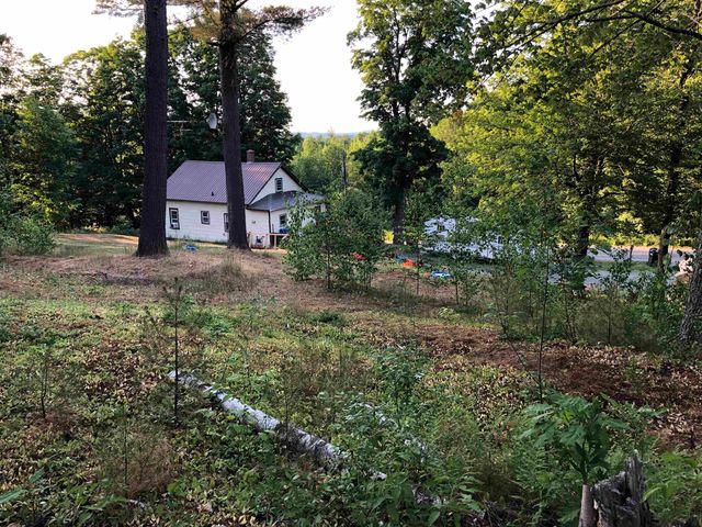 17 Pappas Road, Claremont, NH 03743