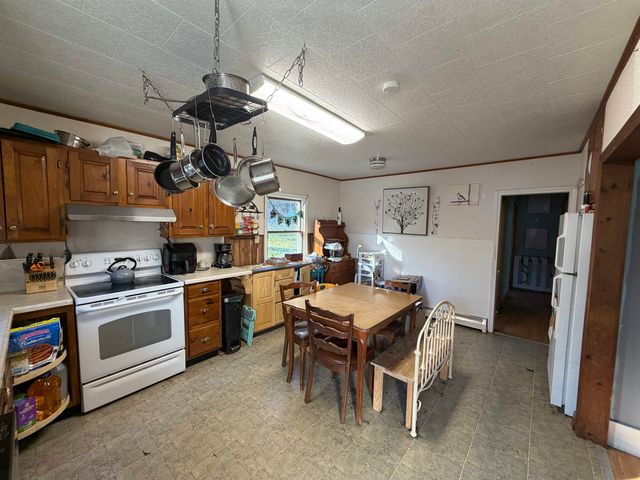 17 Pappas Road, Claremont, NH 03743