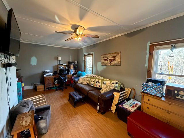 17 Pappas Road, Claremont, NH 03743