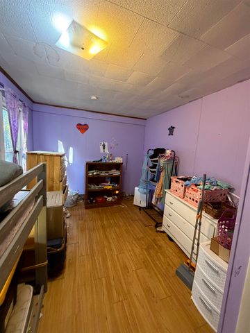 17 Pappas Road, Claremont, NH 03743