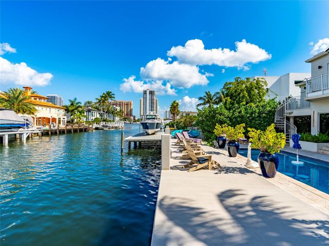 2615 E Las Olas Boulevard, Fort Lauderdale, FL 33301
