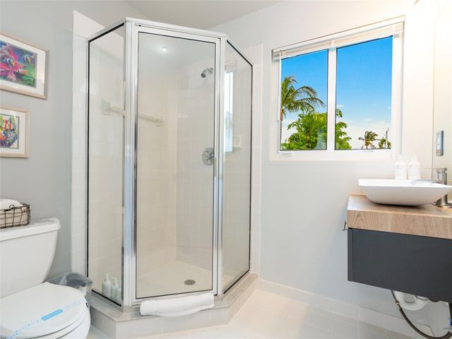 2615 E Las Olas Boulevard, Fort Lauderdale, FL 33301