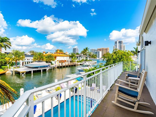 2615 E Las Olas Boulevard, Fort Lauderdale, FL 33301