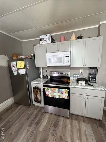 7501 Vermont Avenue, St Louis, MO 63111