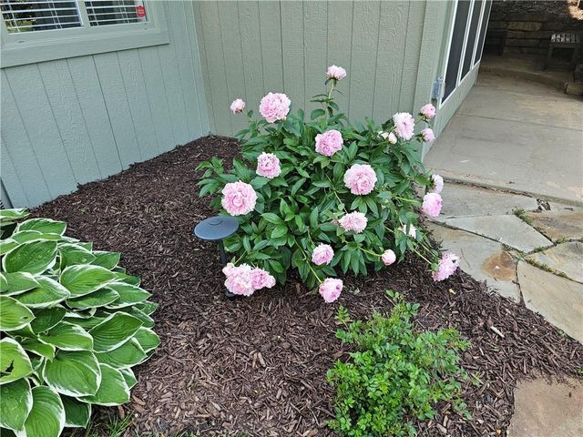 17504 W 84th Street, Lenexa, KS 66219
