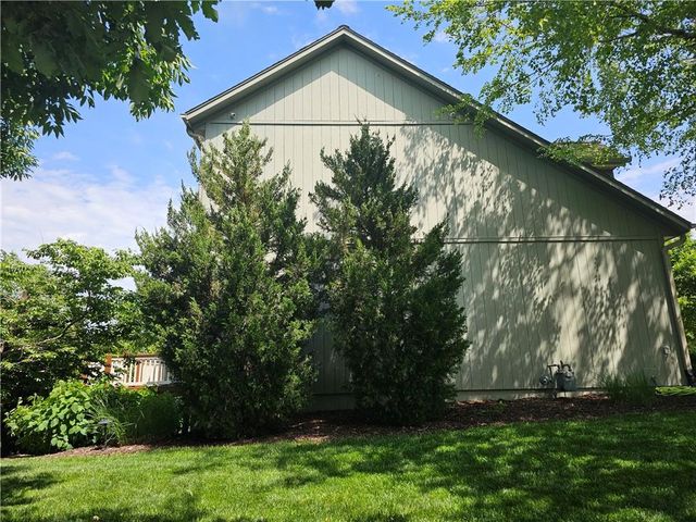 17504 W 84th Street, Lenexa, KS 66219