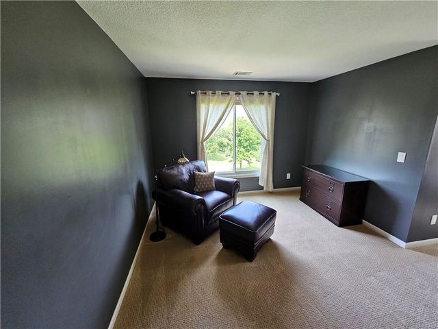 17504 W 84th Street, Lenexa, KS 66219