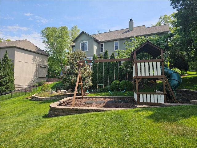 17504 W 84th Street, Lenexa, KS 66219