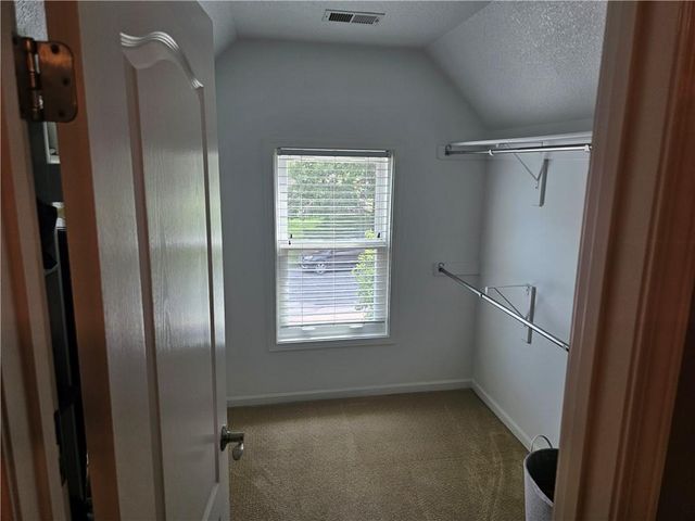 17504 W 84th Street, Lenexa, KS 66219