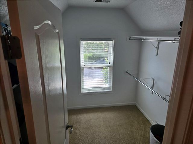 17504 W 84th Street, Lenexa, KS 66219