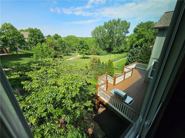 17504 W 84th Street, Lenexa, KS 66219