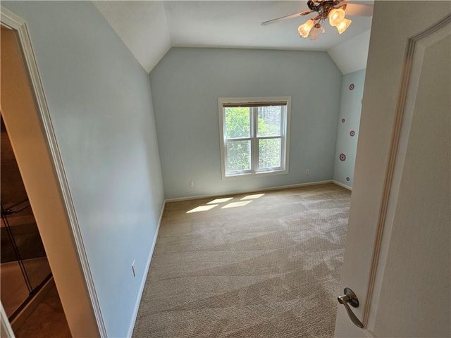 17504 W 84th Street, Lenexa, KS 66219