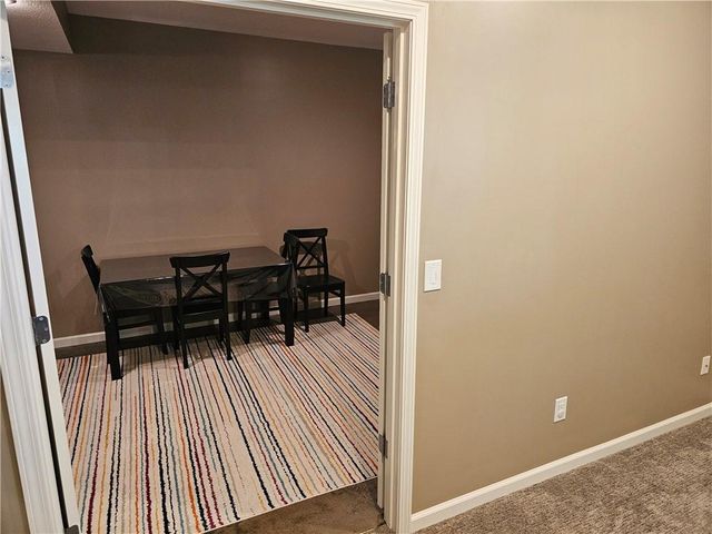 17504 W 84th Street, Lenexa, KS 66219