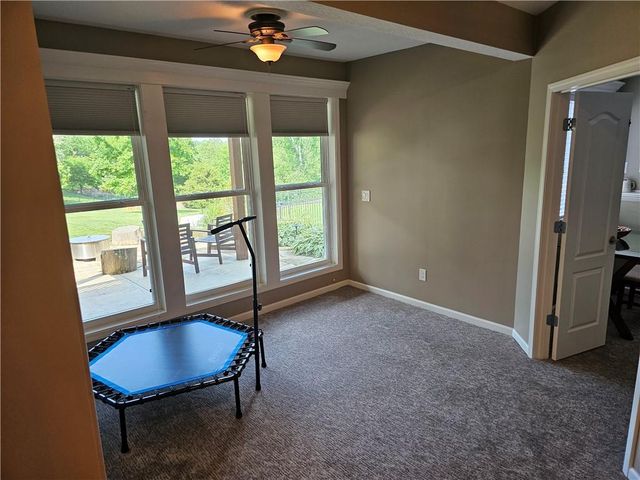 17504 W 84th Street, Lenexa, KS 66219