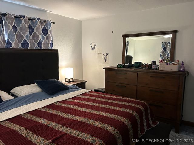 661 12th Avenue NW, Ardmore, OK 73401