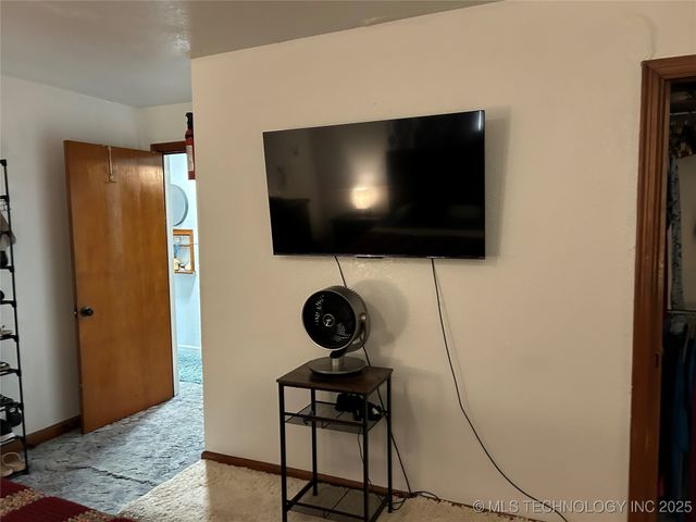 661 12th Avenue NW, Ardmore, OK 73401