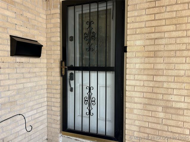 661 12th Avenue NW, Ardmore, OK 73401